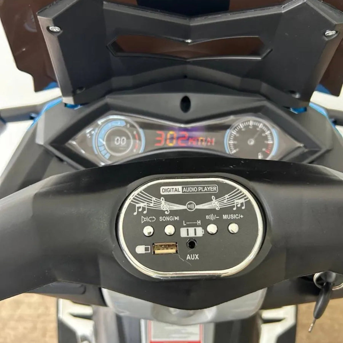 Moto Eléctrica Infantil NMAX  ROSA— Estilo Scooter Deportiva